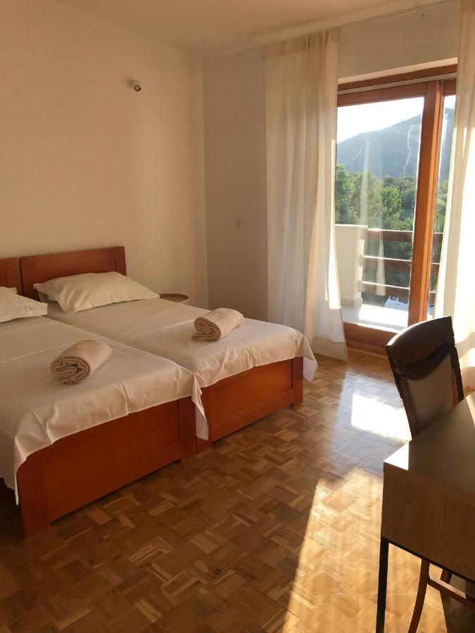 Six Bedroom Holiday Home Matea Ploce  Exterior photo